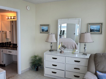 Master Bath Vanity and Walk In Closet