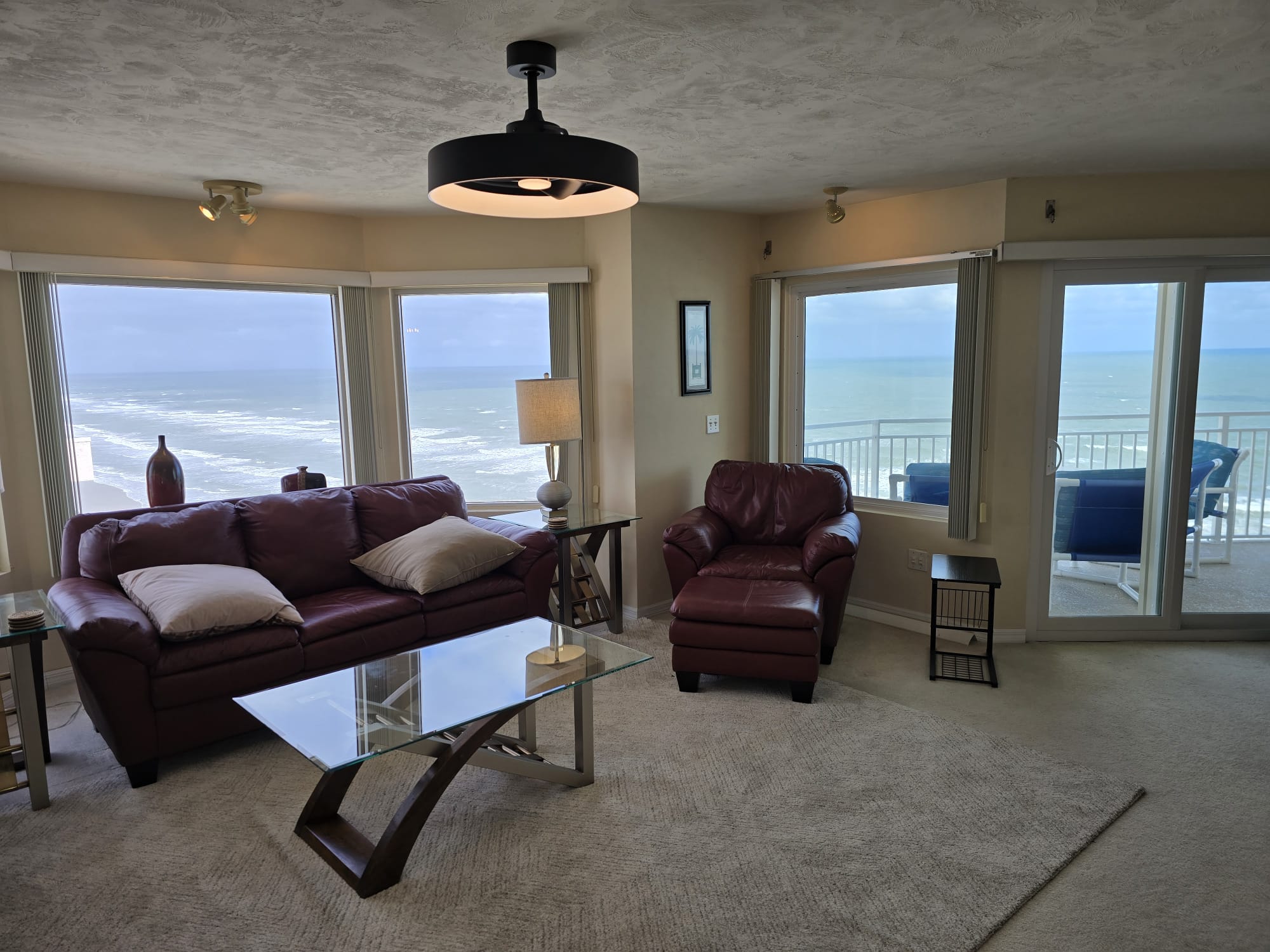 Lounge in the living room and have lunch on the private balcony with seating for 5-people